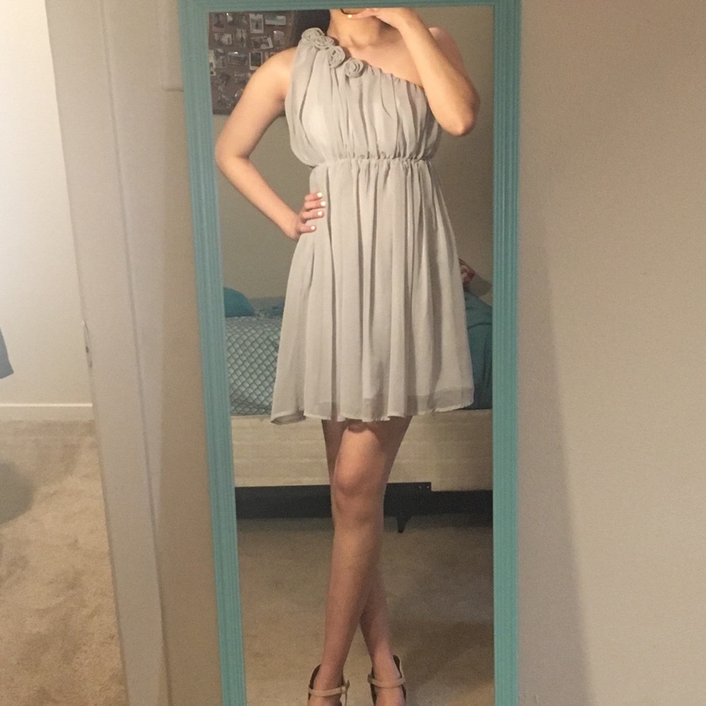 XS Gray Chiffon Dress 🌸